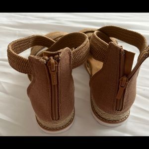 Bob’s from Skechers